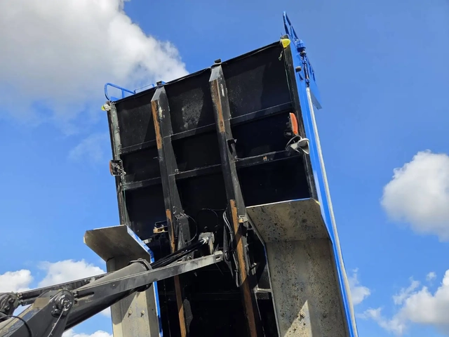 いすゞ ギガ 大型 土砂ダンプ 2PG-CXZ77CT(114009) 29枚目