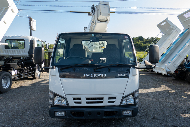 いすゞ エルフ 小型 高所作業車 PB-NKR81AN(9929) 2枚目