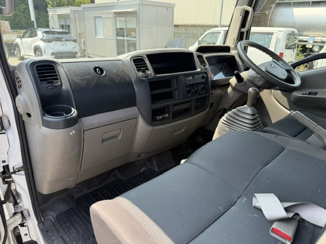 日産自動車 アトラス 小型 平ボディ CBF-SQ2F24(109621) 33枚目