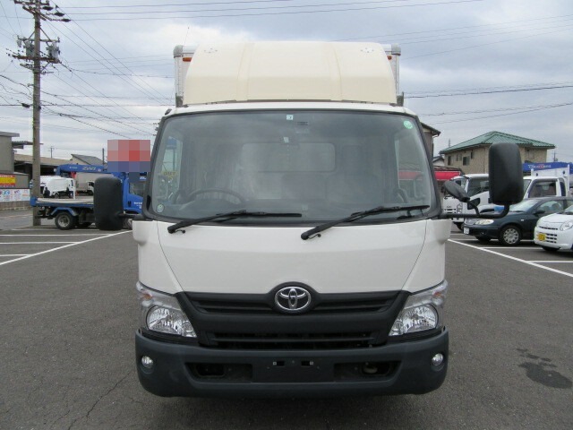 トヨタ ダイナ 小型 バン TKG-XZU710(8373) 7枚目