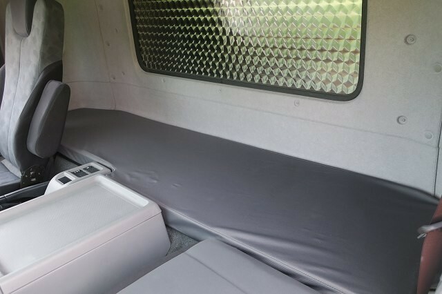 UDトラックス（日産） コンドル 中型 ウィング TKG-MK38C(32202) 23枚目
