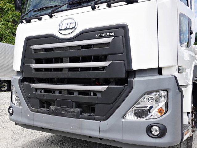 UDトラックス（日産） クオン 大型 トラクタ 2RG-GK5DAB(105594) 4枚目