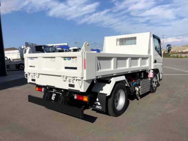 三菱ふそう キャンター 小型 土砂ダンプ 2RG-FBA60(113912) 4枚目