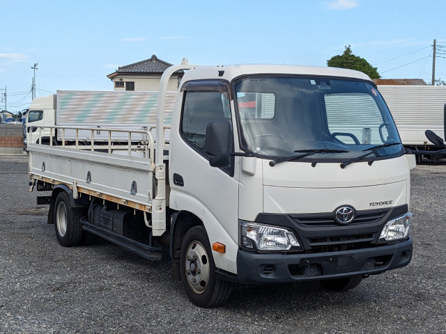 トヨタ トヨエース 小型 平ボディ TKG-XZC655(109110) 3枚目