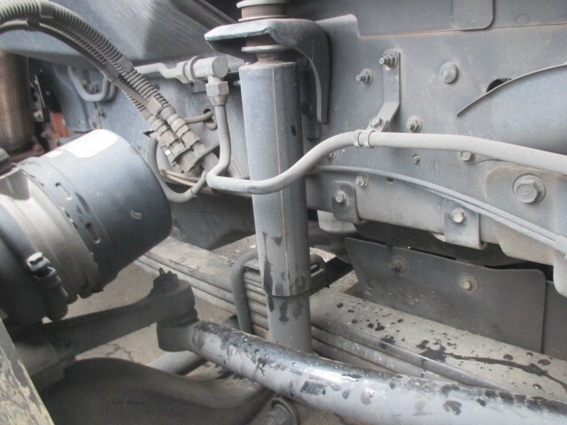 UDトラックス（日産） クオン 大型 トラクタ QKG-GK6XAD(7774) 24枚目