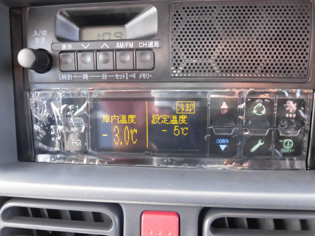三菱ふそう 軽 冷蔵冷凍バン 3BD-DS16T(67781) 28枚目