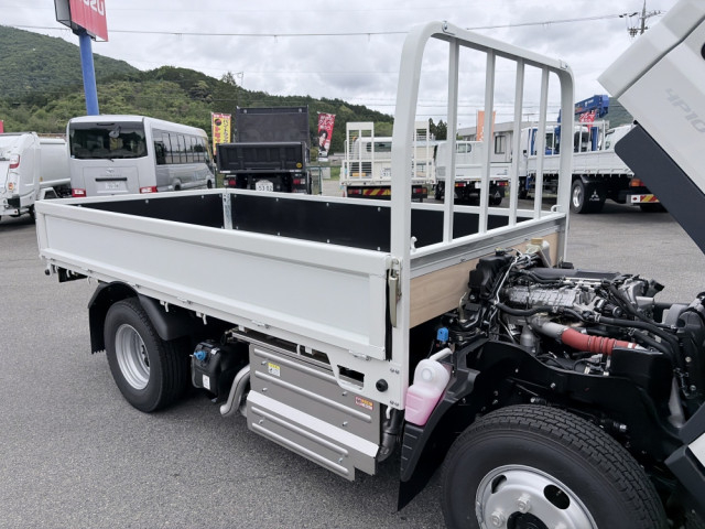 三菱ふそう キャンター 小型 平ボディ 2RG-FDA20(112315) 19枚目
