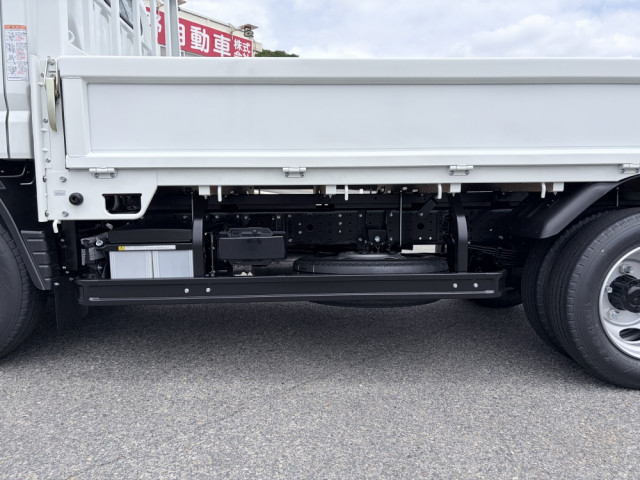三菱ふそう キャンター 小型 平ボディ 2RG-FEAV0(112060) 25枚目