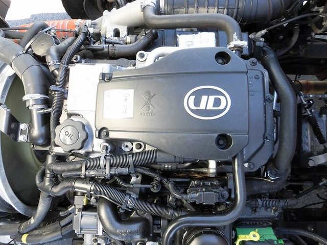 UDトラックス（日産） コンドル 中型 セルフクレーン TKG-MK38L(6471) 18枚目