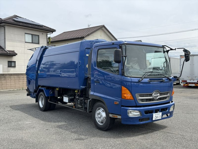 日野 レンジャー 中型 塵芥車（プレス式） BDG-FC7JGWA(110695) 2枚目