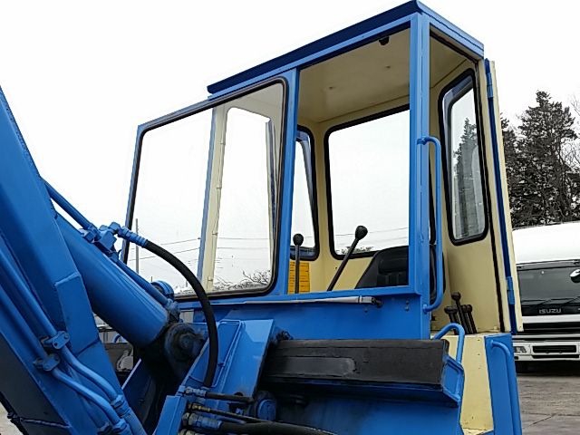 いすゞ エルフ 中型 穴掘建柱車 PB-NKR81N(8705) 63枚目