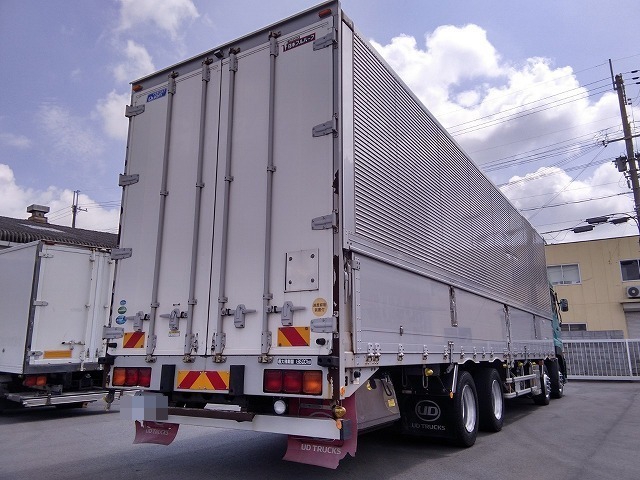 UDトラックス（日産） クオン 大型 ウィング QKG-CG5ZA(10836) 6枚目