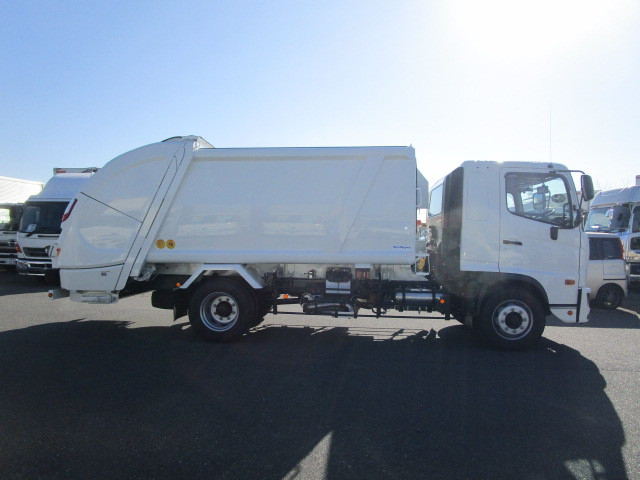 日野 レンジャー 増トン 塵芥車（プレス式） 2KG-FE2ACA(108127) 6枚目