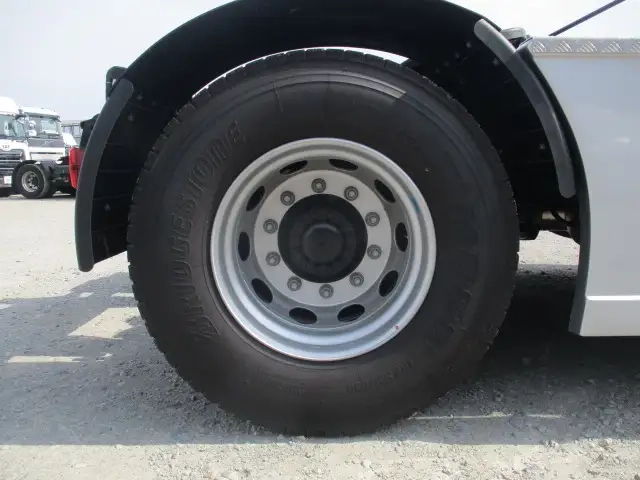 日産自動車 クオン 大型 トラクタ 2RG-GK5DAB(108643) 12枚目