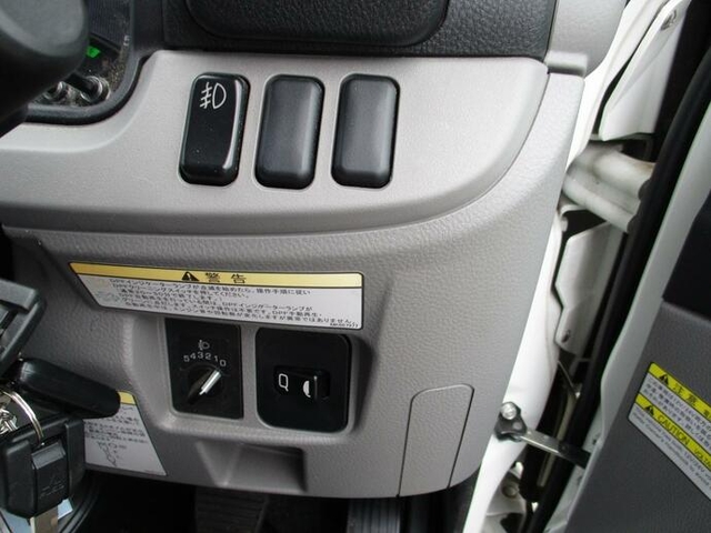 三菱ふそう キャンター 小型 平ボディ TPG-FBA20(11568) 17枚目