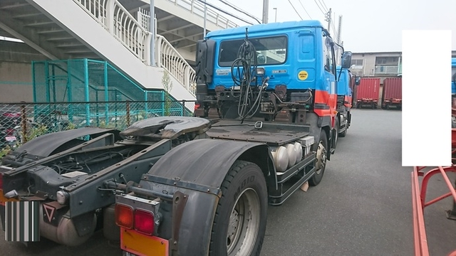 UDトラックス（日産） ビッグサム 大型 トラクタ KL-CK482BAT(1998) 3枚目