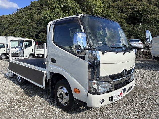 トヨタ トヨエース 小型 平ボディ TKG-XZC605(113130) 10枚目