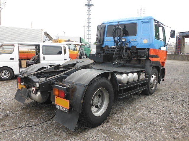 Nissan UD big_thumb Large Tractor KL-CK482BAT(1050) 6枚目