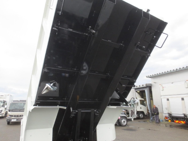 三菱ふそう キャンター 小型 土砂ダンプ 2RG-FBA60(105278) 12枚目