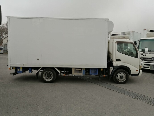 日野 デュトロ 小型 冷蔵冷凍バン BDG-XZU414M(5527) 2枚目