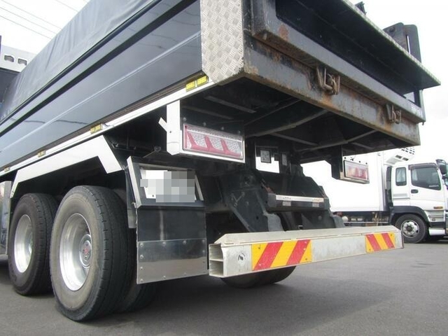 Nissan UD quon Large Soil dump QKG-CW5XL(10717) 7枚目