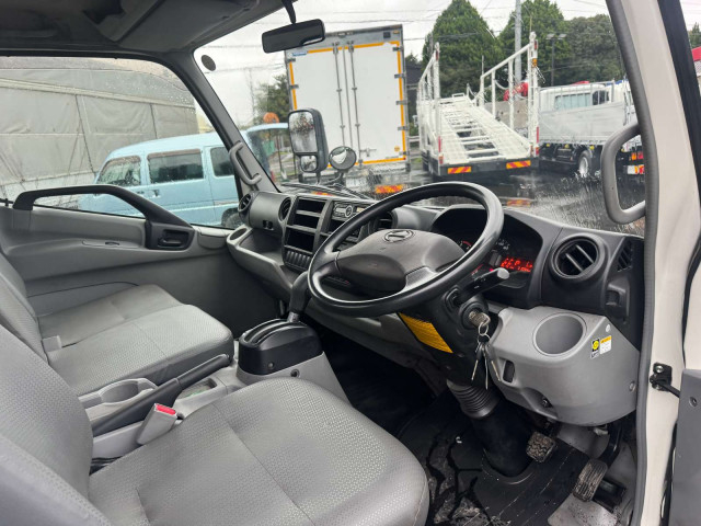 日野 デュトロ 小型 平ボディ TPG-XZU710M(112335) 27枚目