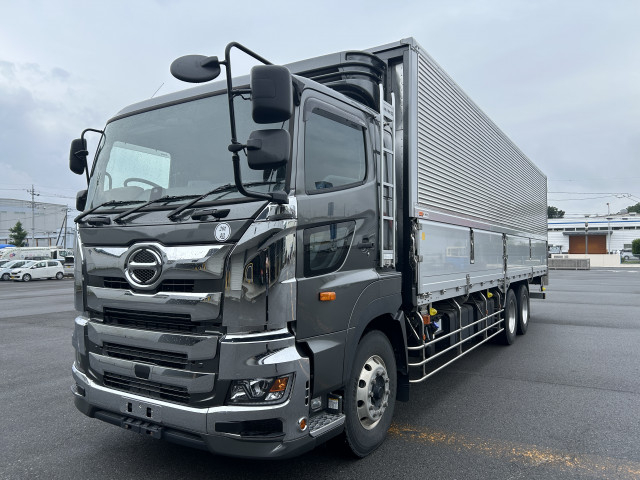 日野 プロフィア 大型 冷蔵冷凍バン 2DG-FR1AHC(107758) 1枚目