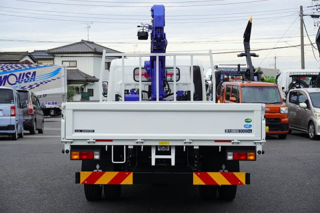 三菱ふそう キャンター 小型 平ボディ（クレーン付） 2RG-FEB80(105883) 4枚目