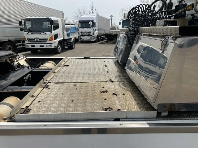 日産自動車 大型 トラクタ 2PG-GK5AAD(106832) 21枚目