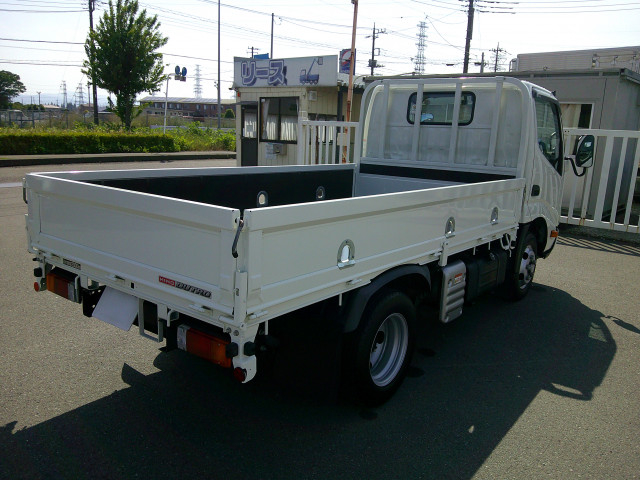 Hino dutro Small Flat body 2RG-XZC605(105849) 5枚目