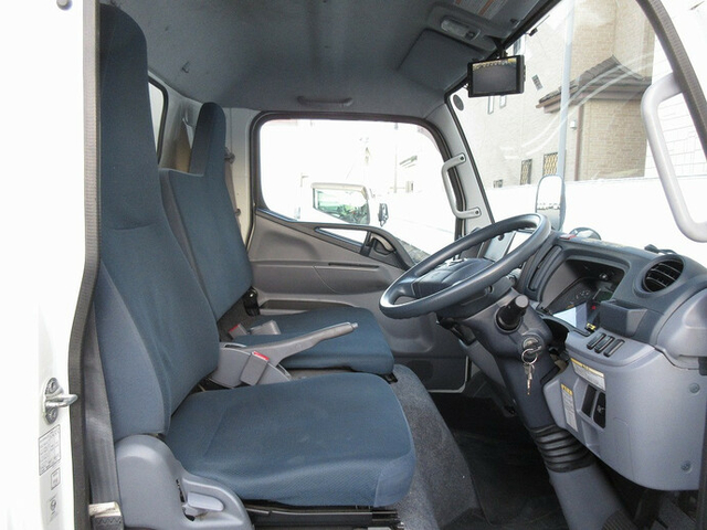 日産自動車 アトラス 小型 バン TKG-FEA5W(9232) 33枚目