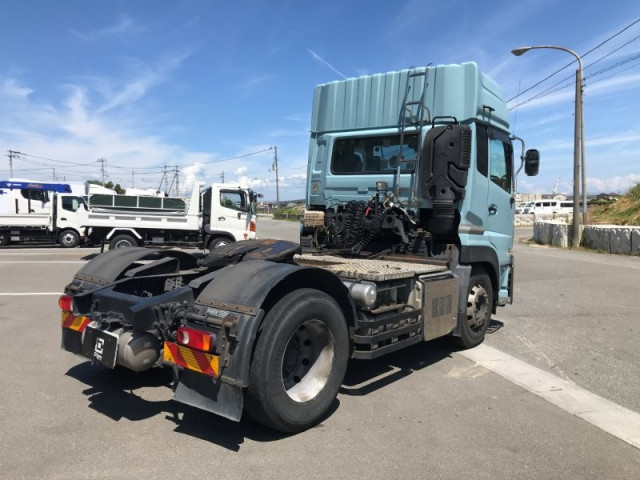 UDトラックス（日産） クオン 大型 トラクタ 2PG-GK5AAB(111839) 4枚目