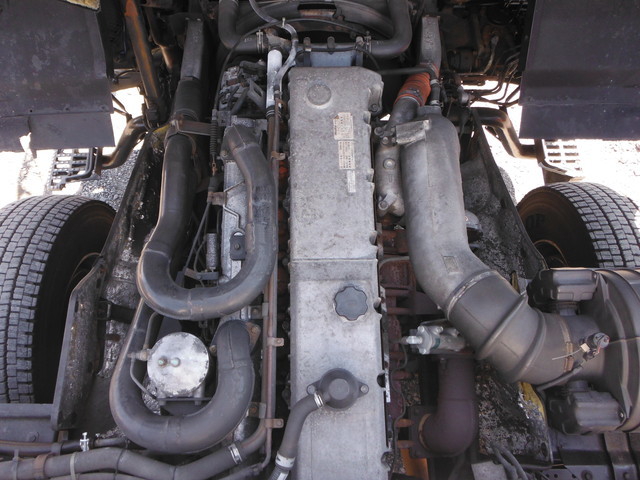 いすゞ ギガ 大型 タンクローリー KC-CYL50V2W(1108) 29枚目