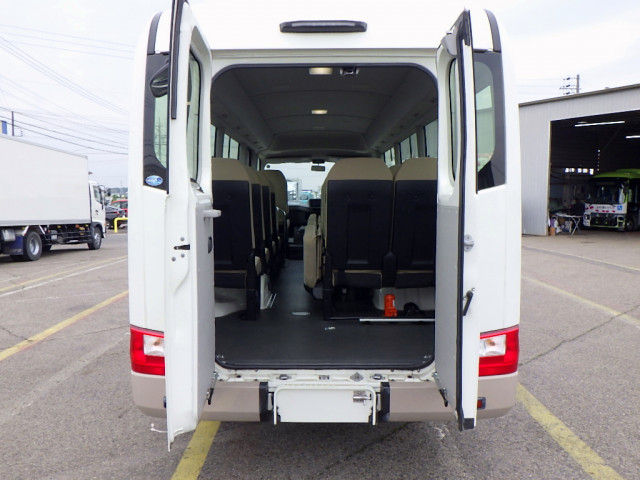 トヨタ コースター 小型 バス SKG-XZB70(105454) 7枚目