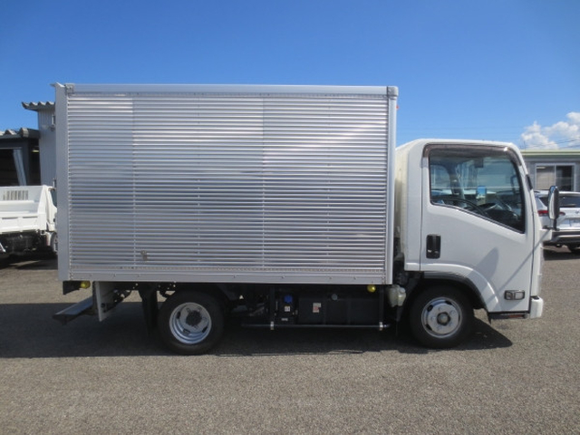 いすゞ エルフ 小型 バン 2RG-NLR88AN(112632) 8枚目