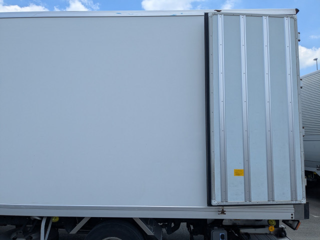 Hino dutro Small Freezer box_body TKG-XZU720M(110822) 24枚目