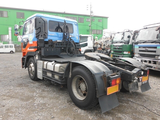 Nissan UD big_thumb Large Tractor KL-CK482BAT(1050) 4枚目