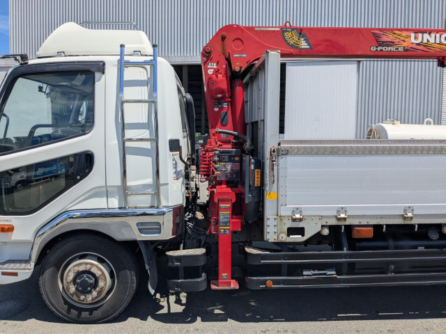 三菱ふそう ファイター 増トン 平ボディ（クレーン付） 2KG-FK62FZ(109127) 25枚目