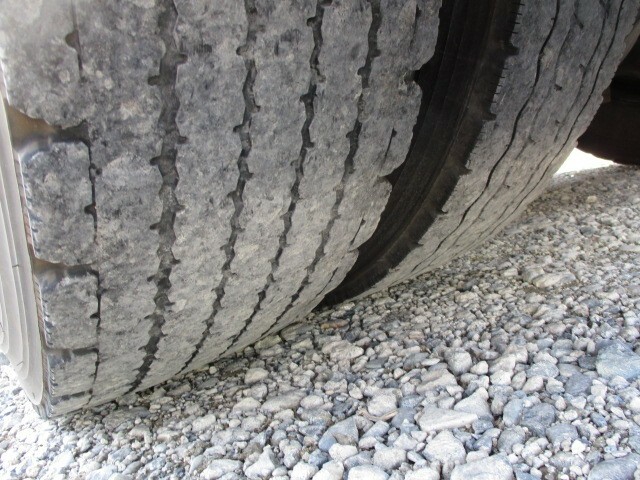 UDトラックス（日産） クオン 大型 トラクタ QPG-GK5XAB(9302) 31枚目