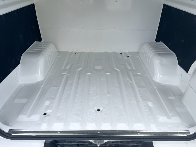 日産自動車 キャラバン 小型 冷蔵冷凍バン CBF-VR2E26(96407) 9枚目