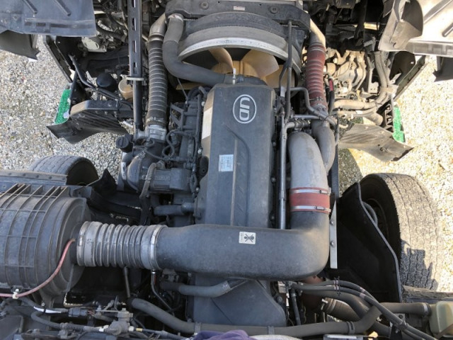 UDトラックス（日産） クオン 大型 ウィング QPG-CG5ZA(112533) 16枚目