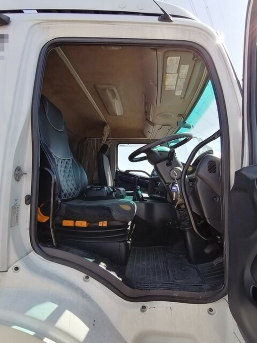 日野 プロフィア 大型 トラクタ LKG-SH1EDAG(5626) 29枚目