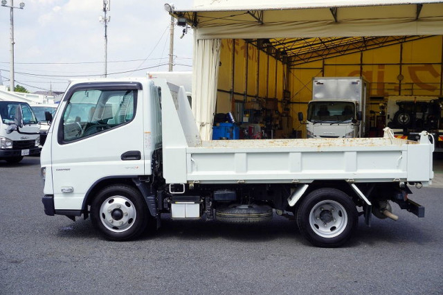 三菱ふそう キャンター 小型 土砂ダンプ 2RG-FBA60(110941) 3枚目