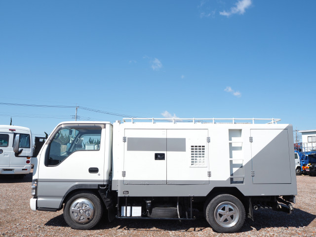 いすゞ エルフ 小型 高圧洗浄車 PB-NKR81AN(103851) 2枚目