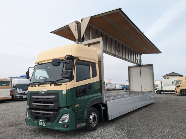 UDトラックス（日産） クオン 大型 ウィング 2PG-CG5CA(109848) 42枚目