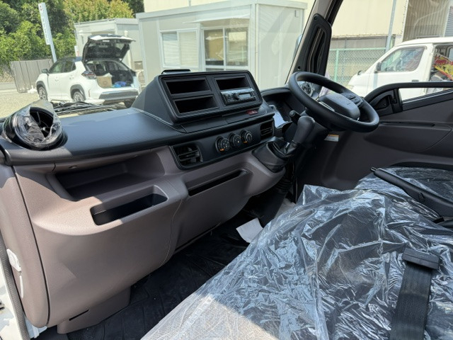 三菱ふそう キャンター 小型 Wキャブ 2RG-FBA20(108368) 36枚目