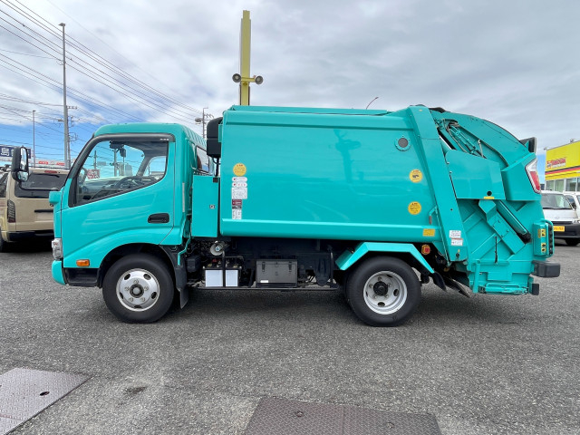 日野 デュトロ 小型 塵芥車（プレス式） 2RG-XZU605X(109246) 3枚目
