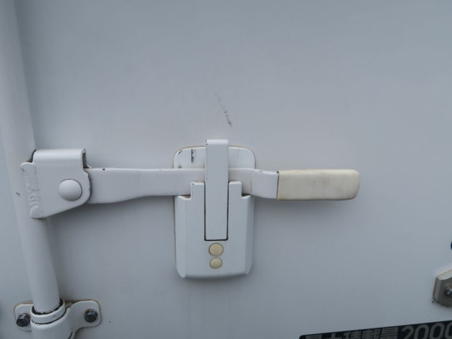 Mitsubishi Fuso canter Small Freezer box_body 2RG-FBAV0(88983) 15枚目