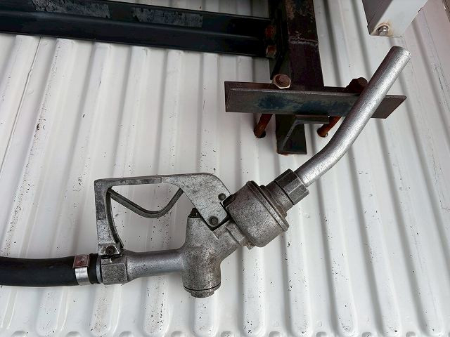 トヨタ ダイナ 小型 タンクローリー GE-RZY220(109647) 16枚目