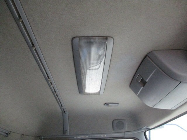 UDトラックス（日産） クオン 大型 ウィング PKG-CD4ZA(8857) 55枚目
